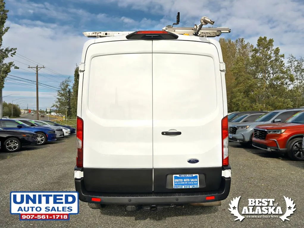 Ford Transit-250 photo 9
