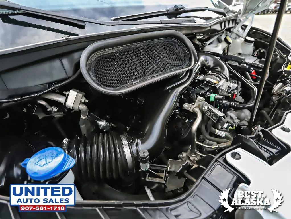 Ford Transit-250 photo 20
