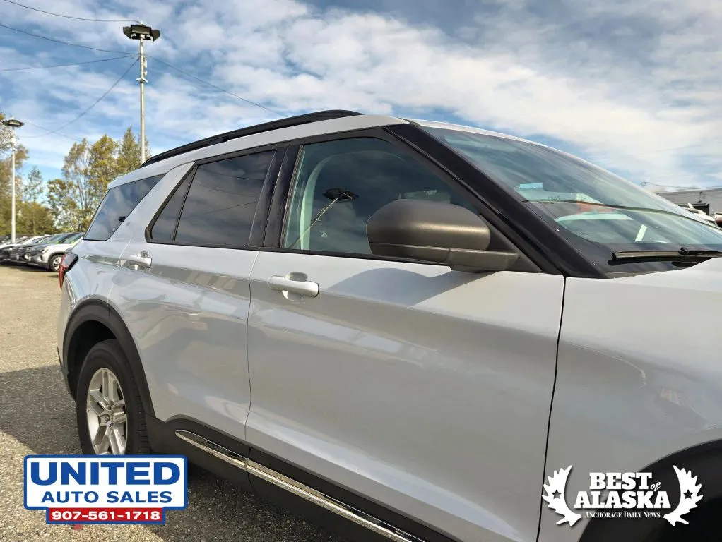 Ford Explorer photo 39