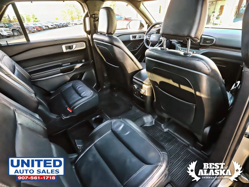 Ford Explorer photo 13