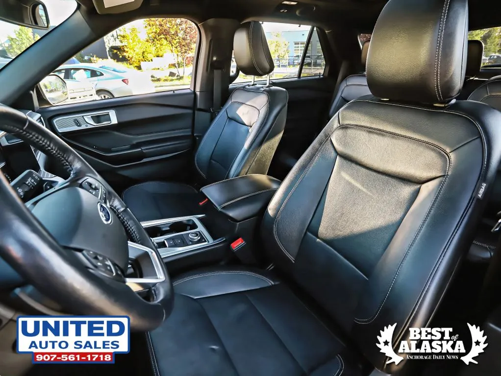 Ford Explorer photo 32