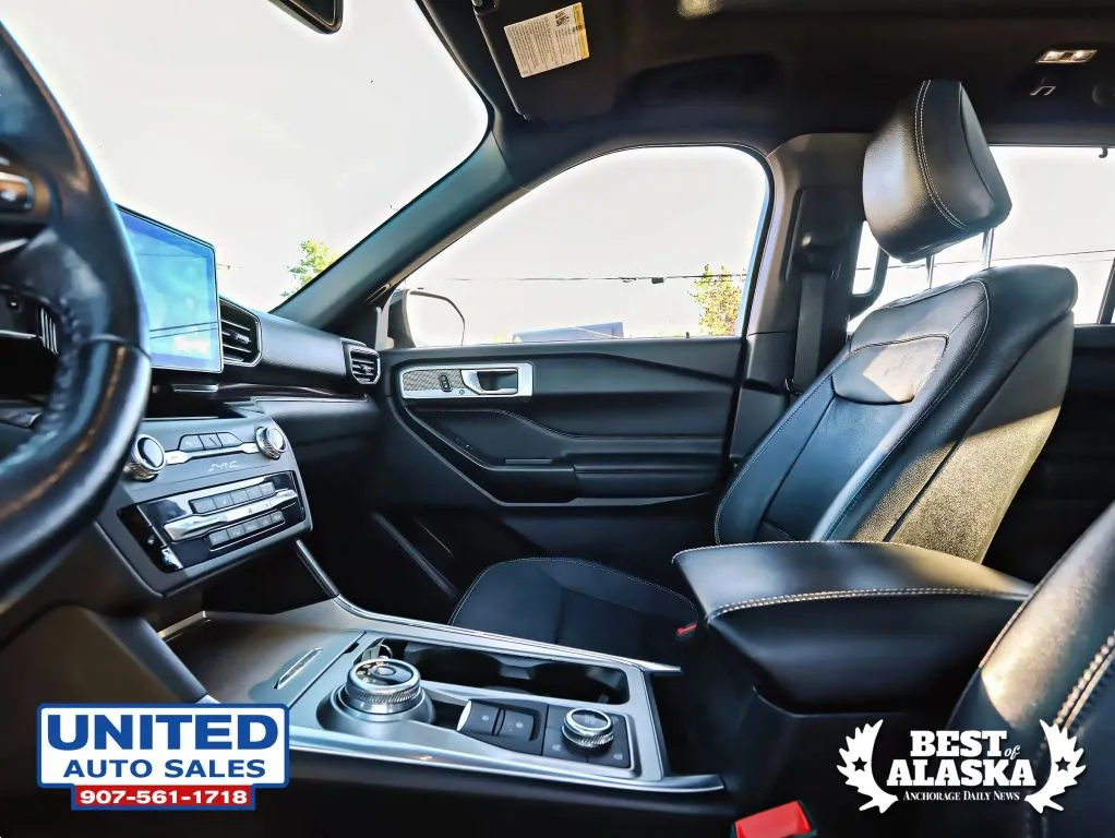 Ford Explorer photo 33