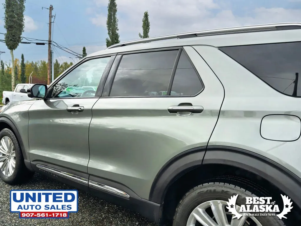 Ford Explorer photo 7