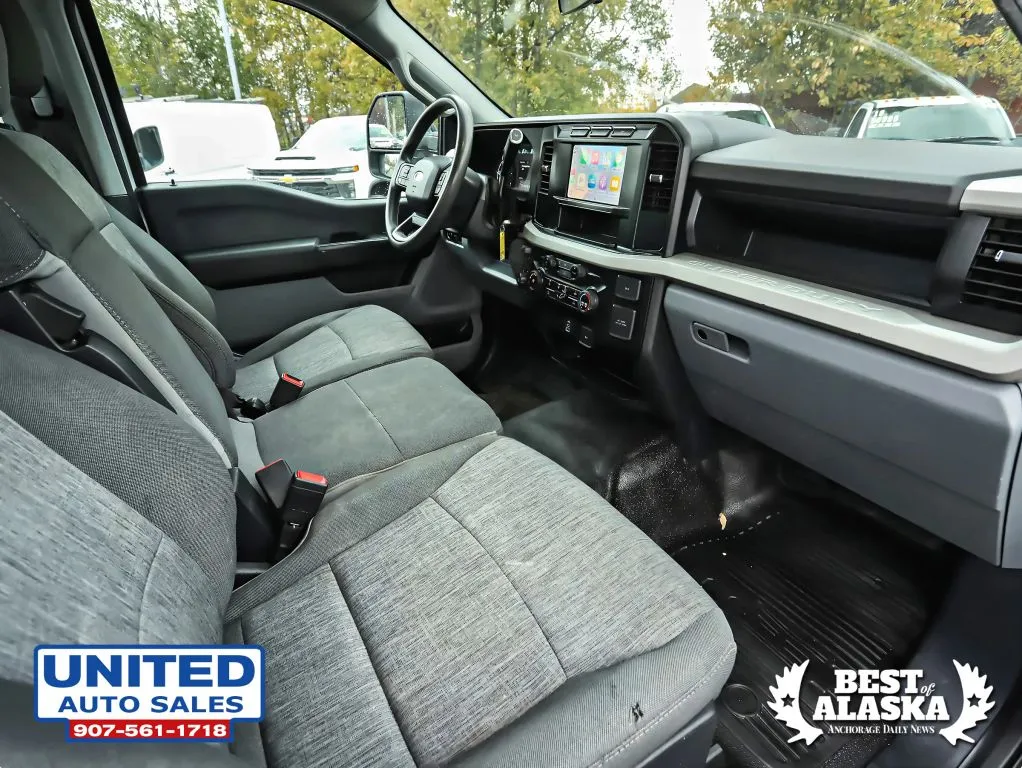 Ford F-550 photo 36