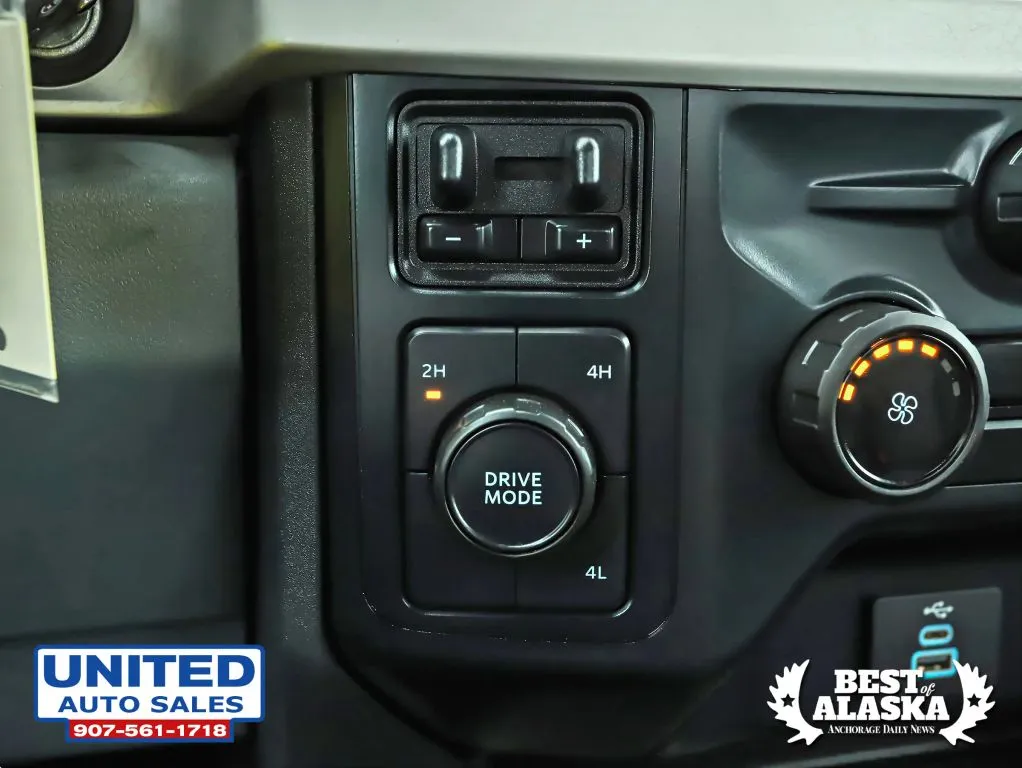 Ford F-550 photo 33
