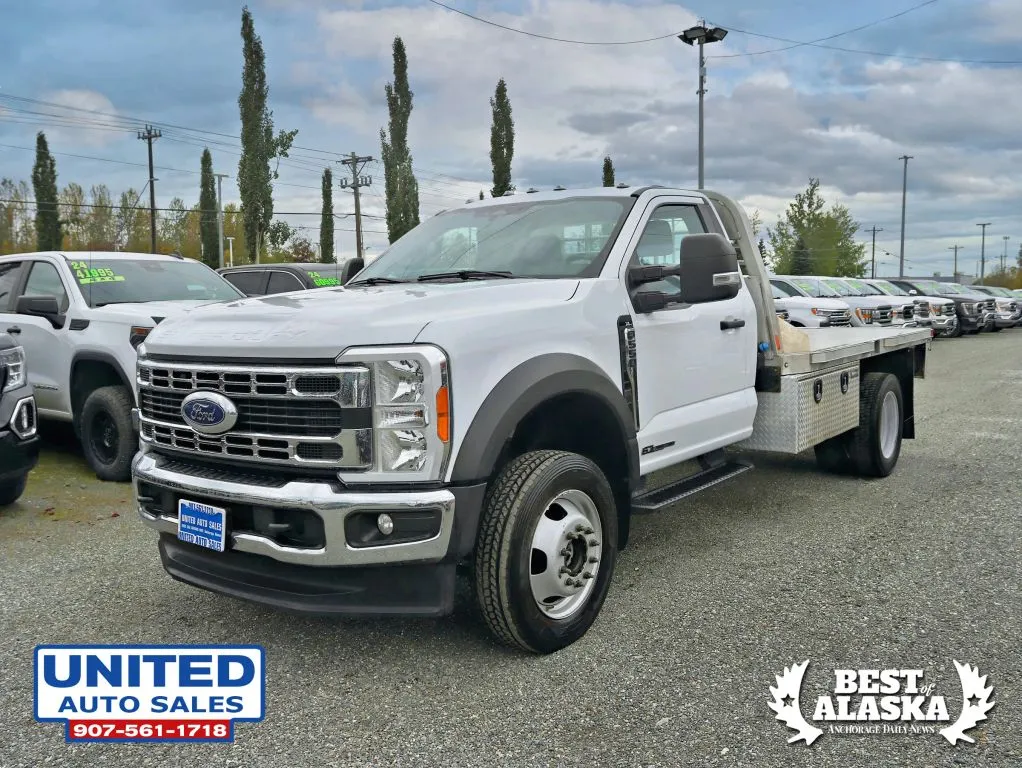 Ford F-550 photo 2