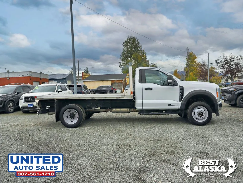 Ford F-550 photo 8