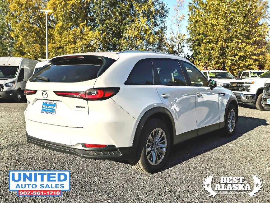 Mazda CX-90 photo 10