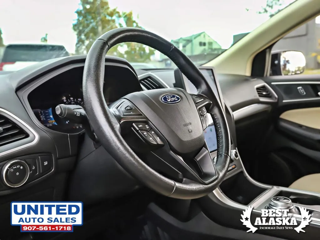 Ford Edge photo 12