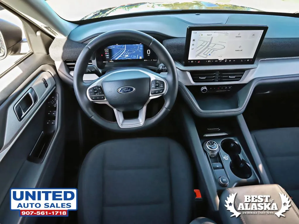 Ford Explorer photo 44