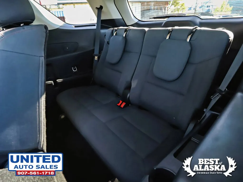 Ford Explorer photo 35