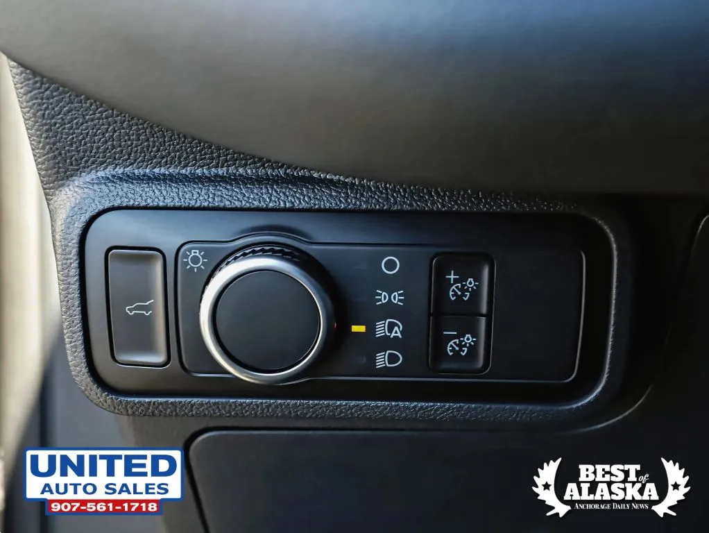 Ford Explorer photo 32