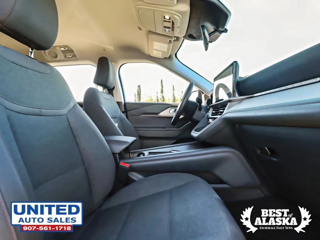 Ford Explorer photo 39