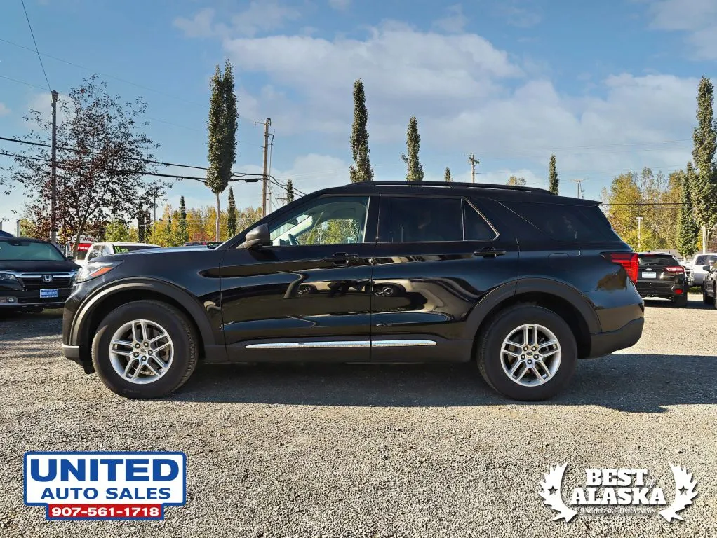 Ford Explorer photo 6