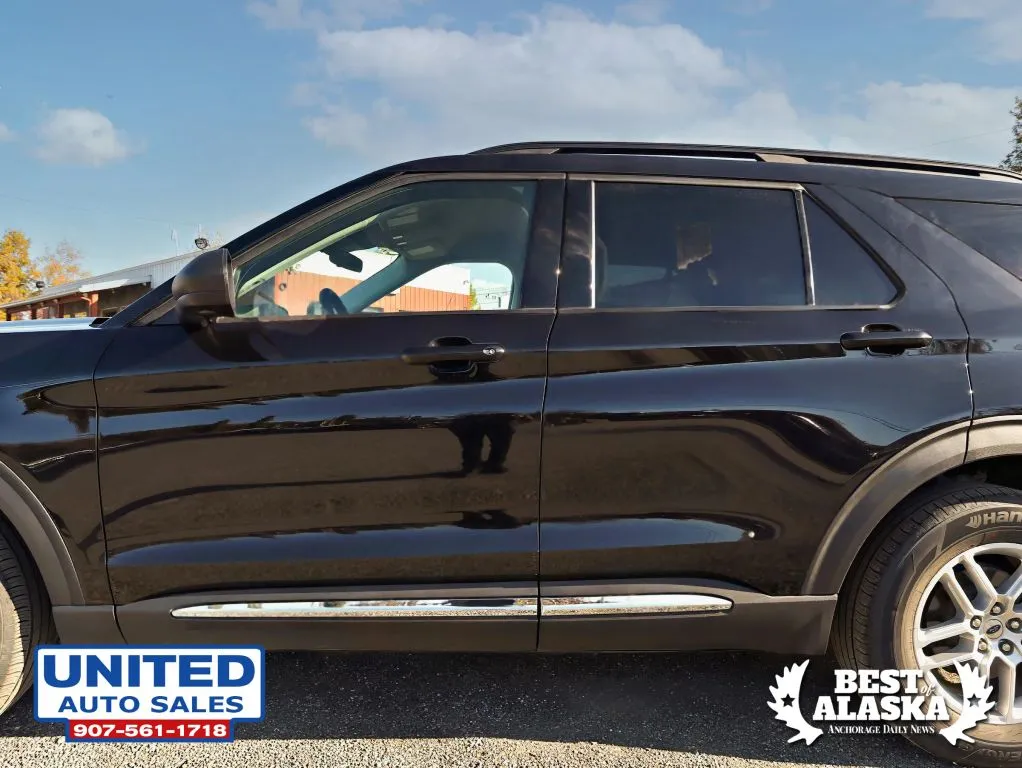 Ford Explorer photo 23