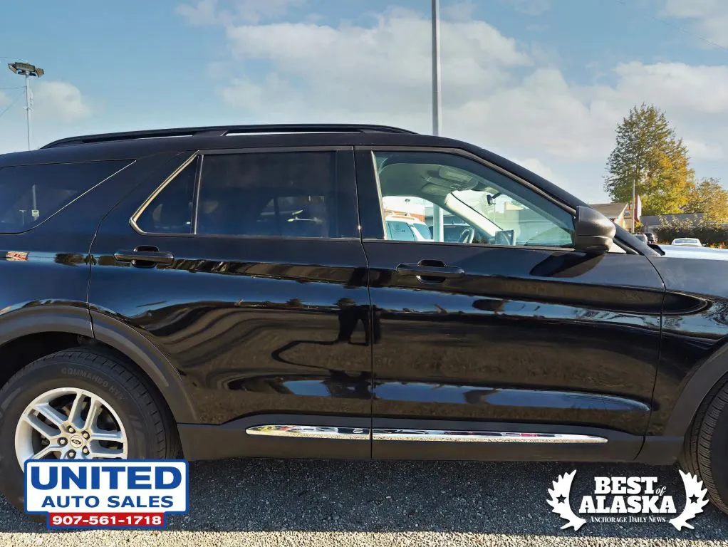 Ford Explorer photo 21