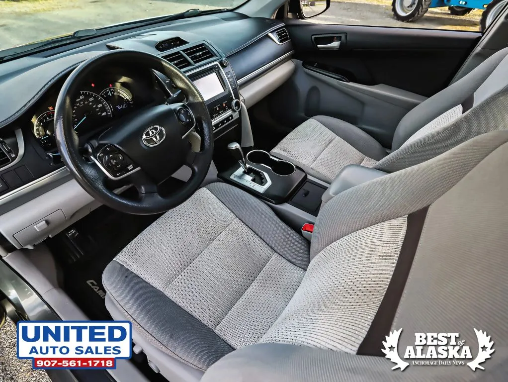 Toyota Camry photo 27
