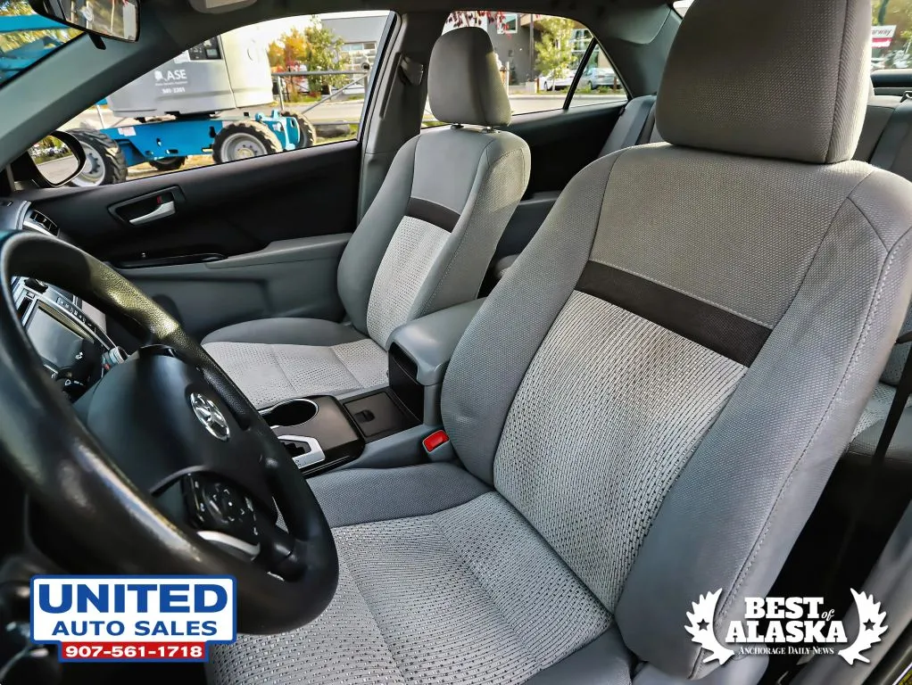 Toyota Camry photo 28