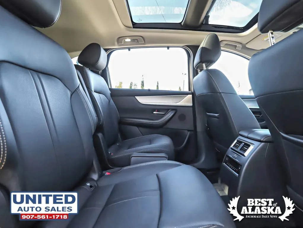 Mazda CX-90 photo 15