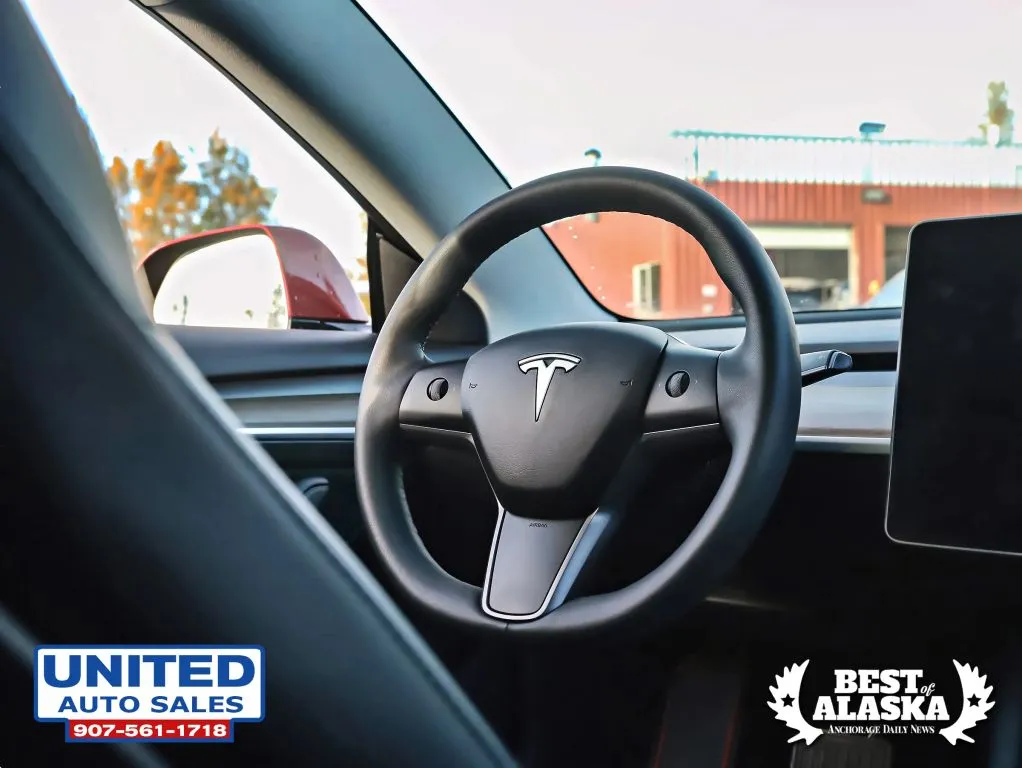 Tesla Model 3 photo 39