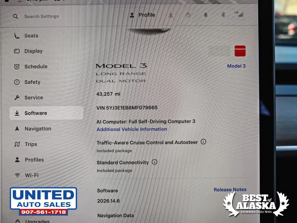 Tesla Model 3 photo 46