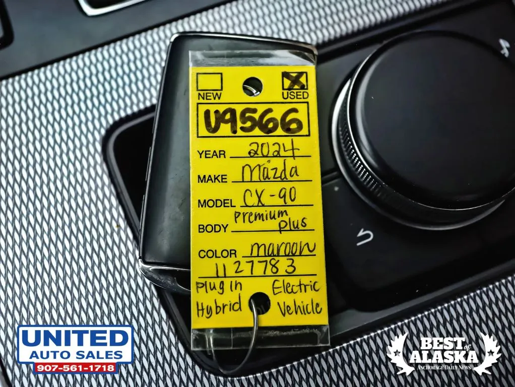 Mazda CX-90 photo 61
