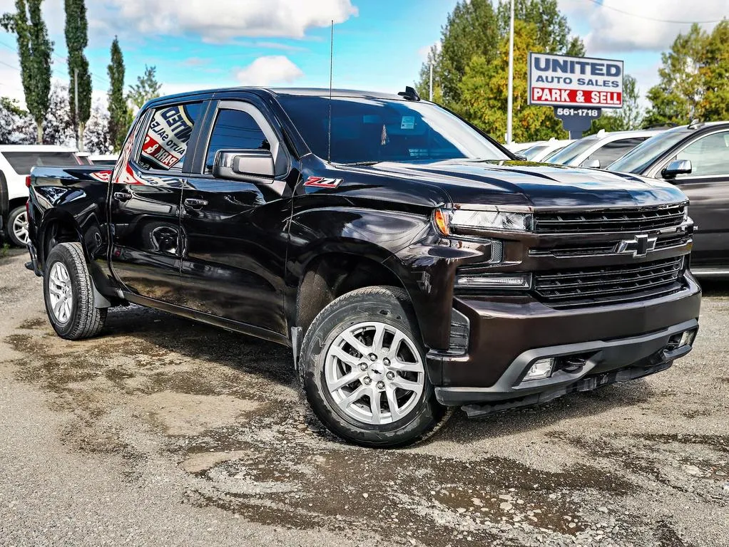 Used 2019 Chevrolet Silverado 1500 Crew Cab RST Pickup 4D 3/4 ft