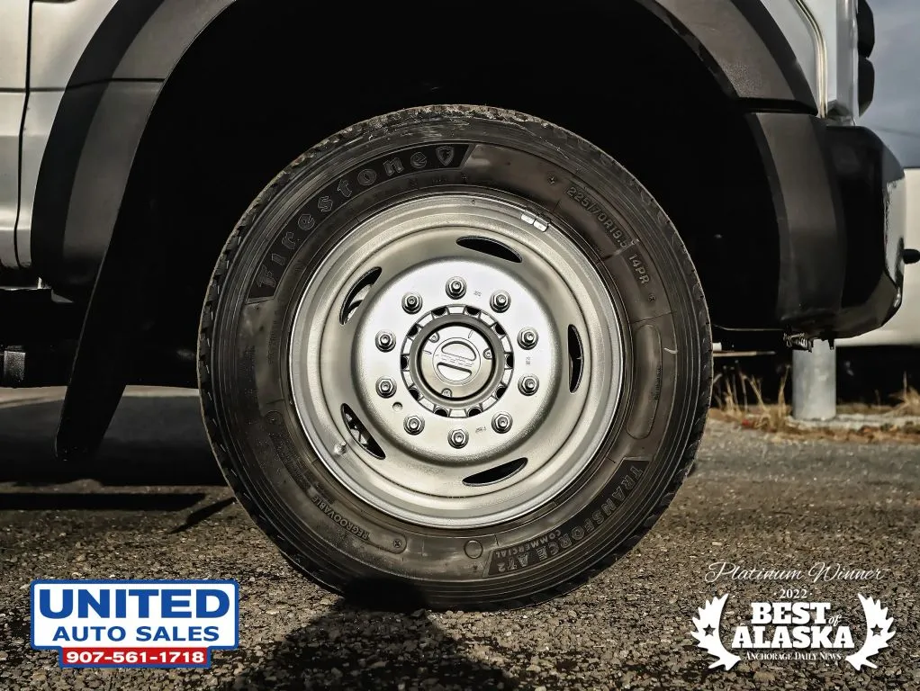 Ford F-550 photo 47
