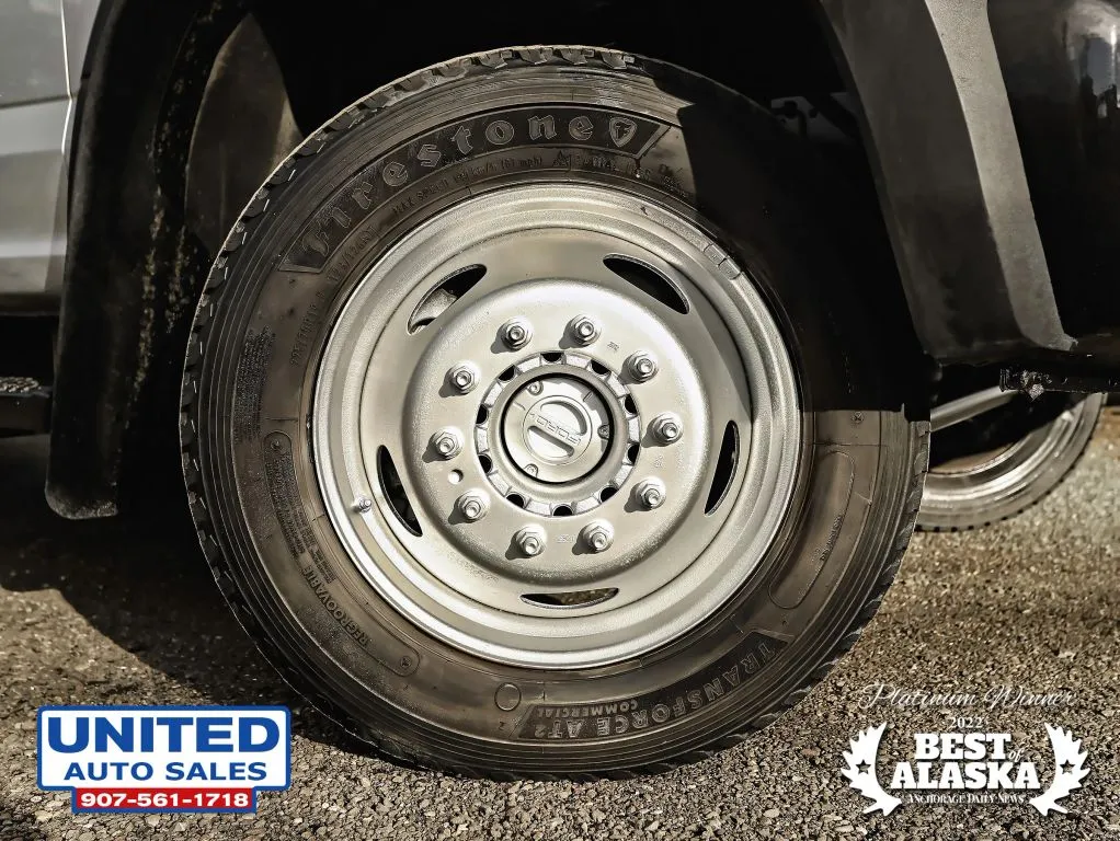 Ford F-550 photo 35
