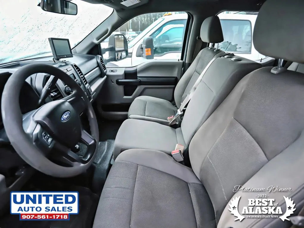 Ford F-550 photo 21