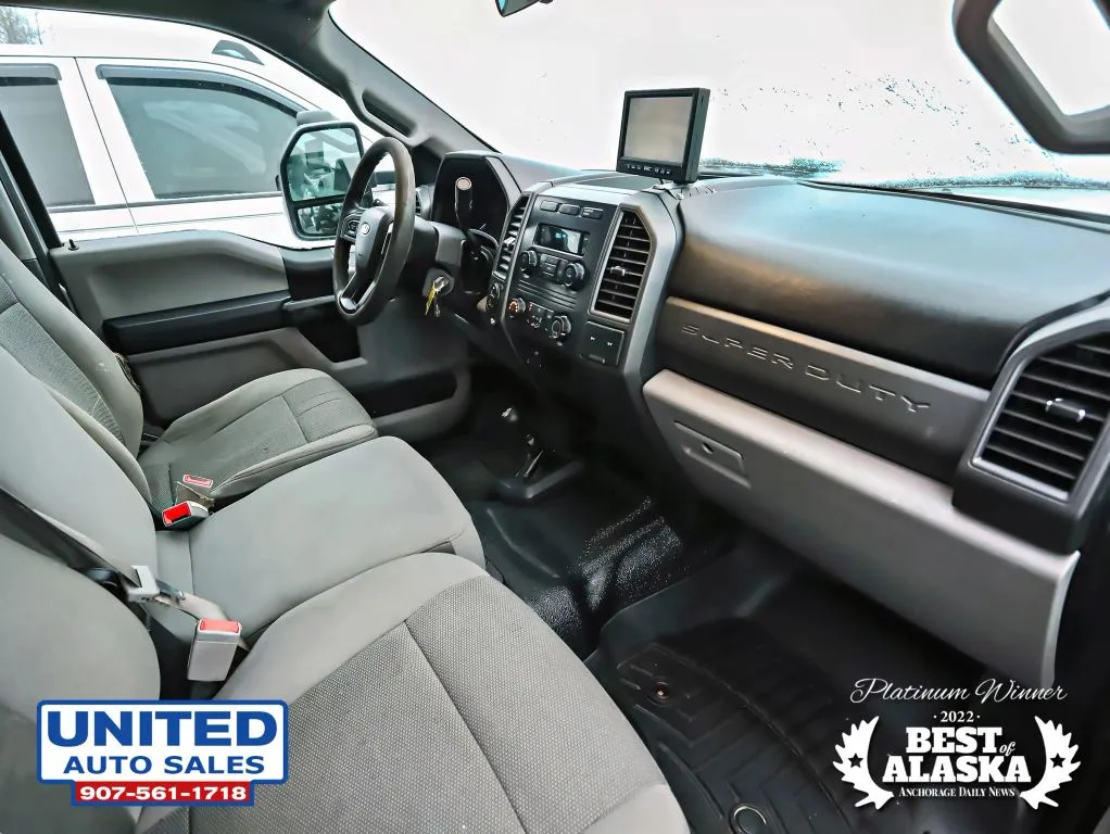 Ford F-550 photo 20