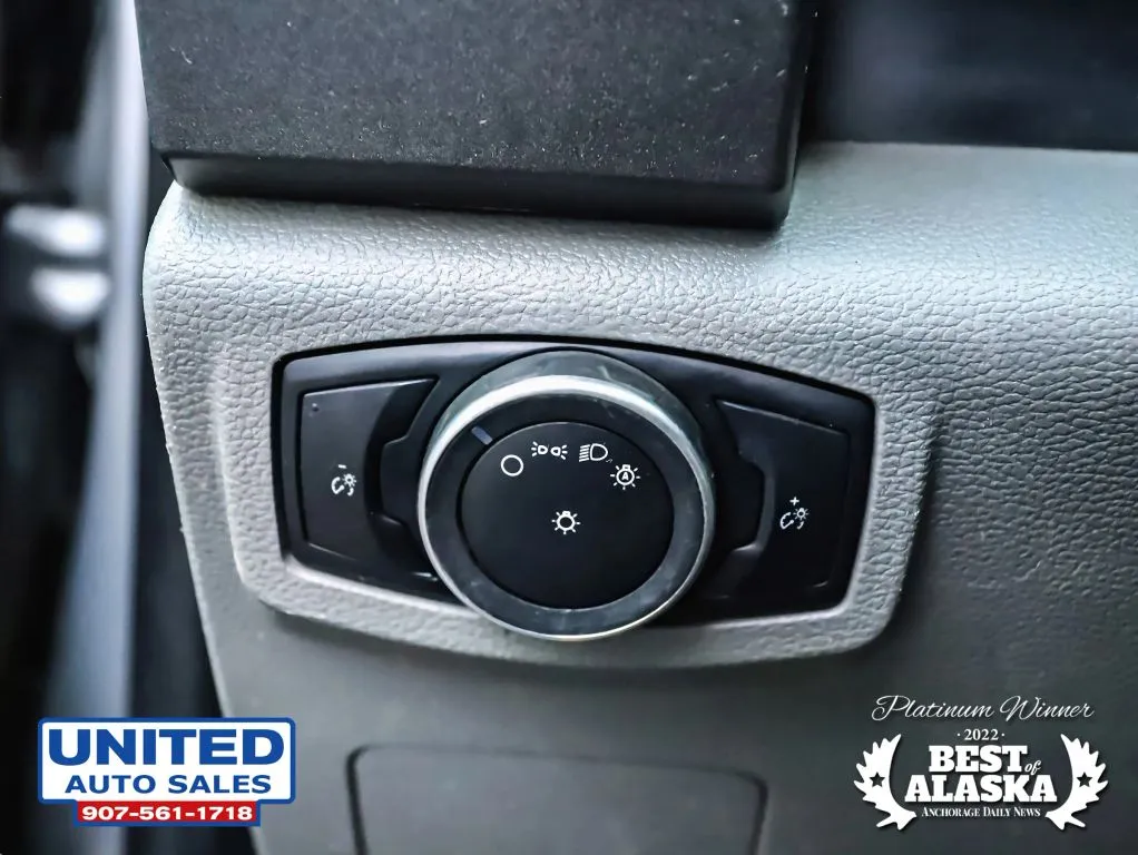 Ford F-550 photo 13