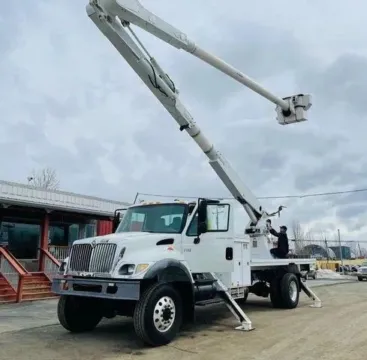 More photos of 2006 International 7300 Regular Cab at United Auto Sales, AK