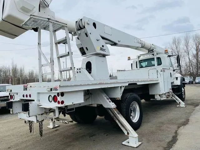International 7300 photo 10