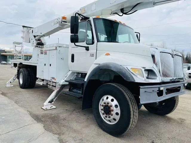 International 7300 photo 26