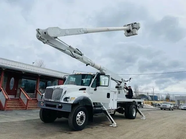International 7300 photo 6