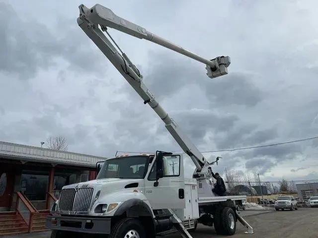 International 7300 photo 5