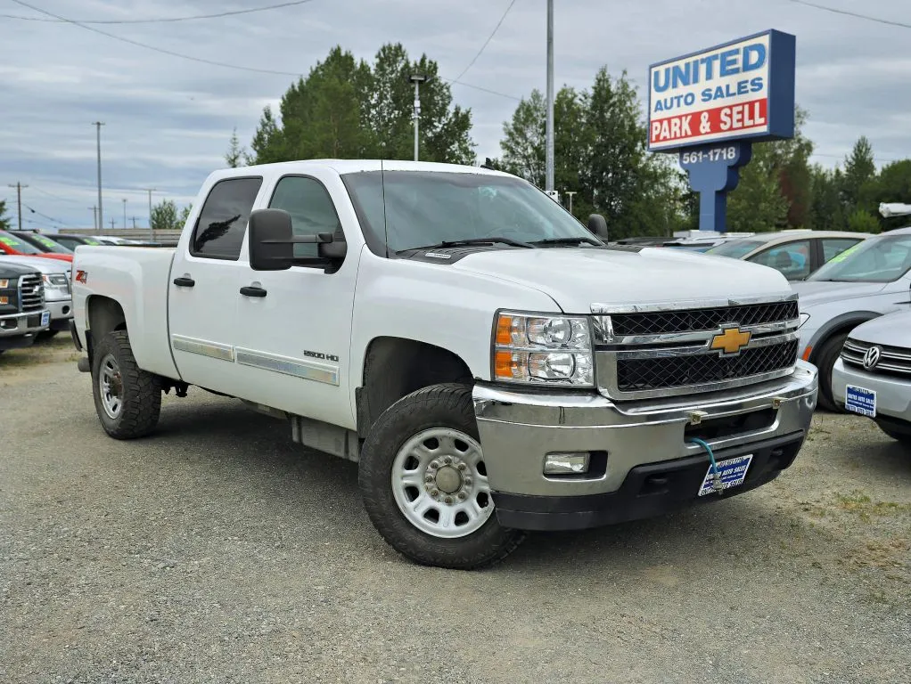 White 2013 Chevrolet Silverado 2500 HD Crew Cab LT Pickup 4D 6 1/2 ft for sale in Anchorage, AK