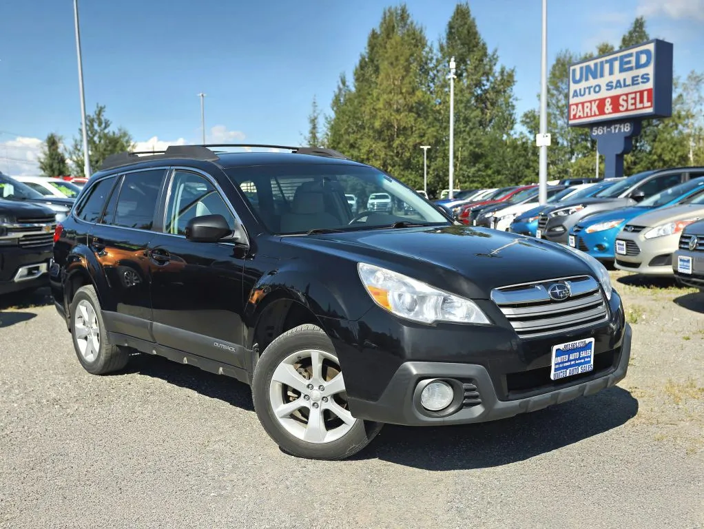 2013 Subaru Outback 2.5i Premium Wagon 4D