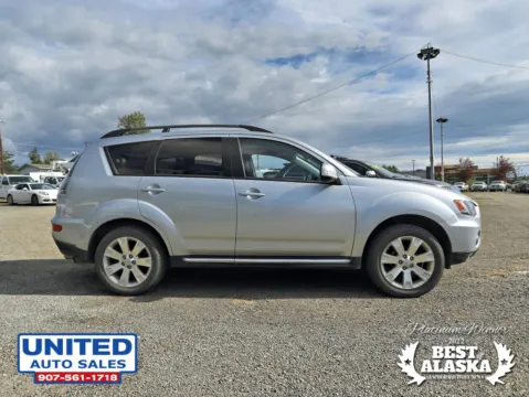 More photos of 2012 Mitsubishi Outlander SE Sport Utility 4D at United Auto Sales, AK