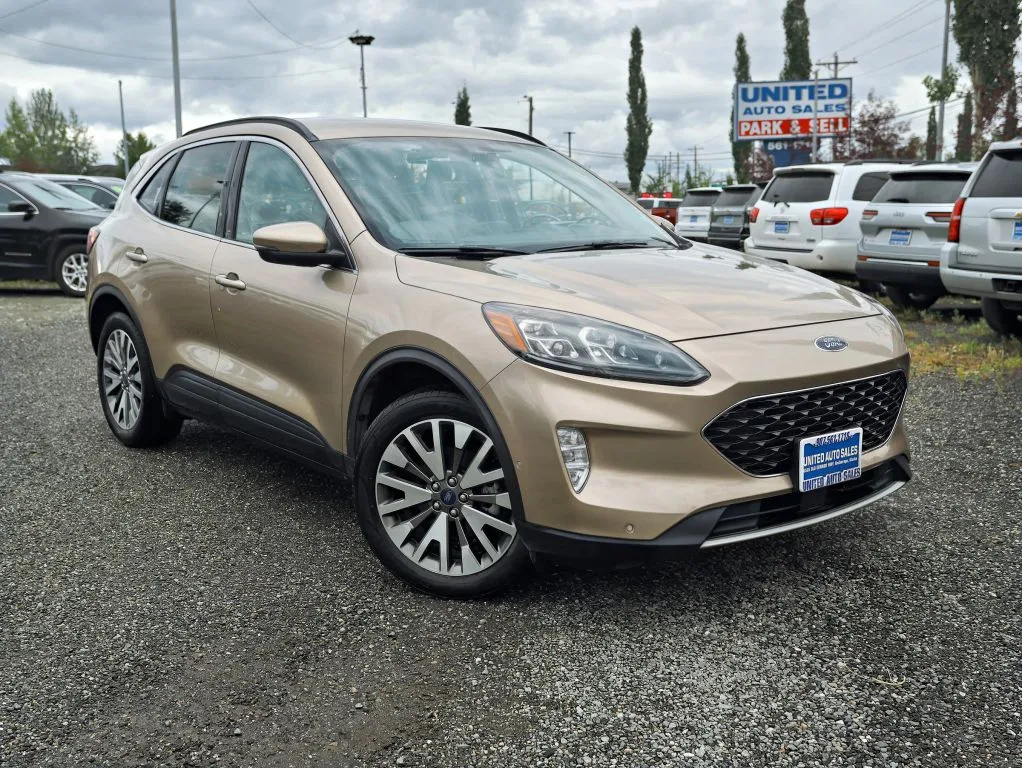 2020 Ford Escape Titanium Sport Utility 4D