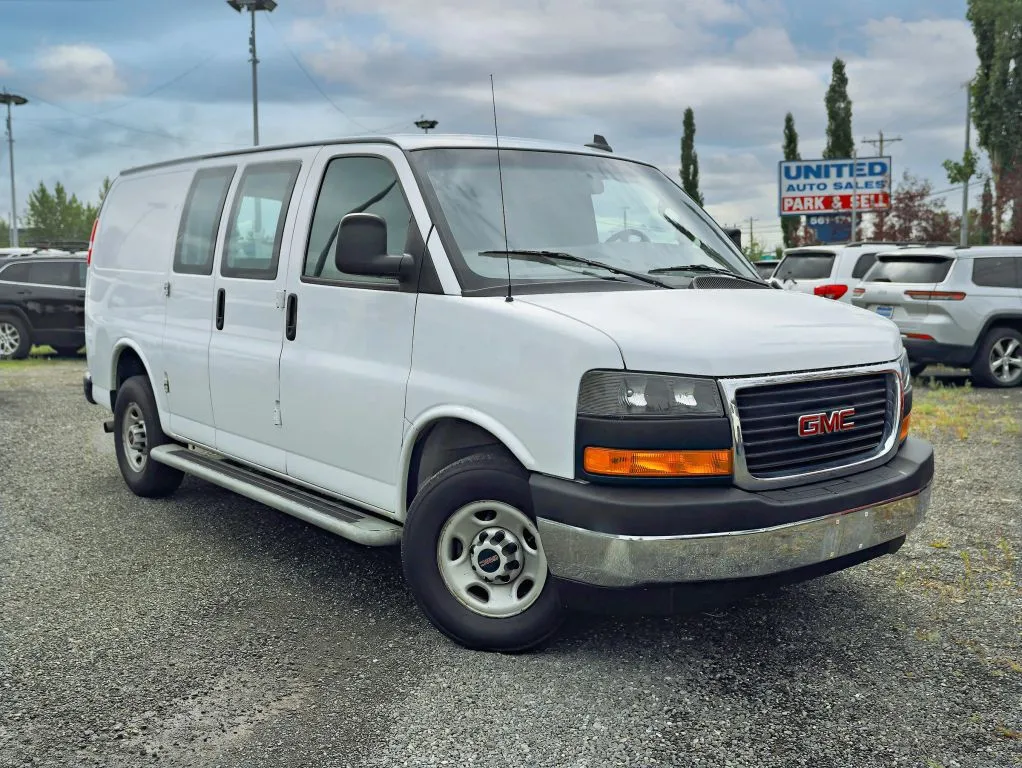 2022 GMC Savana 2500 Cargo Regular Van 3D