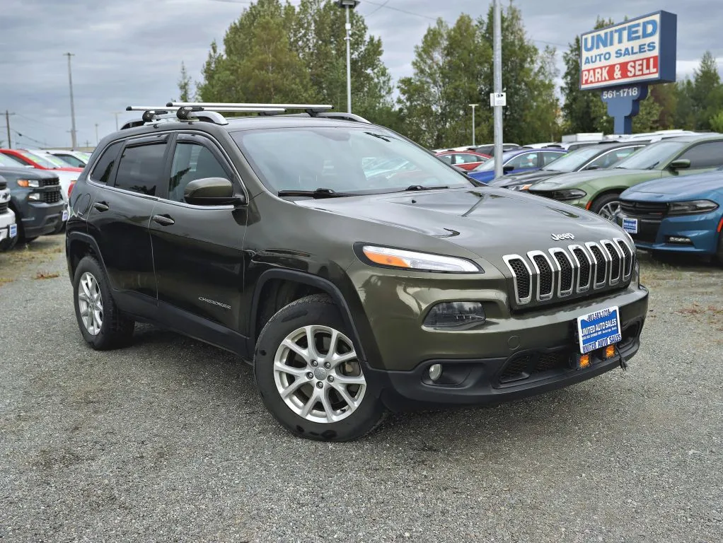 2014 Jeep Cherokee Latitude Sport Utility 4D