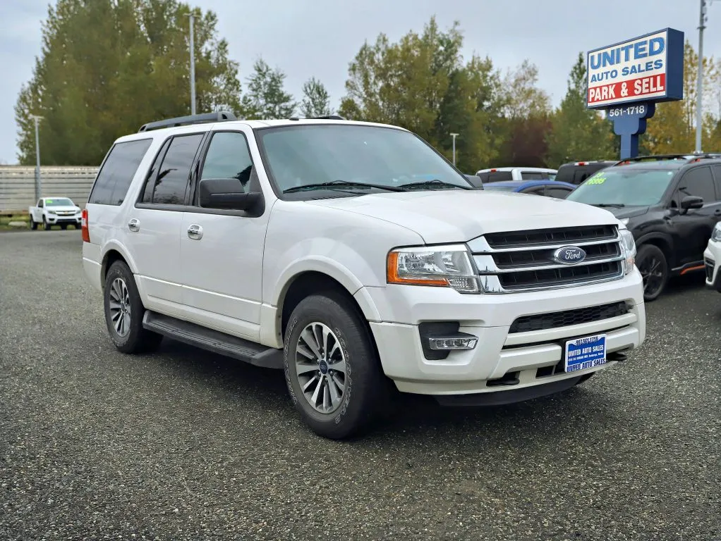 2016 Ford Expedition XLT Sport Utility 4D