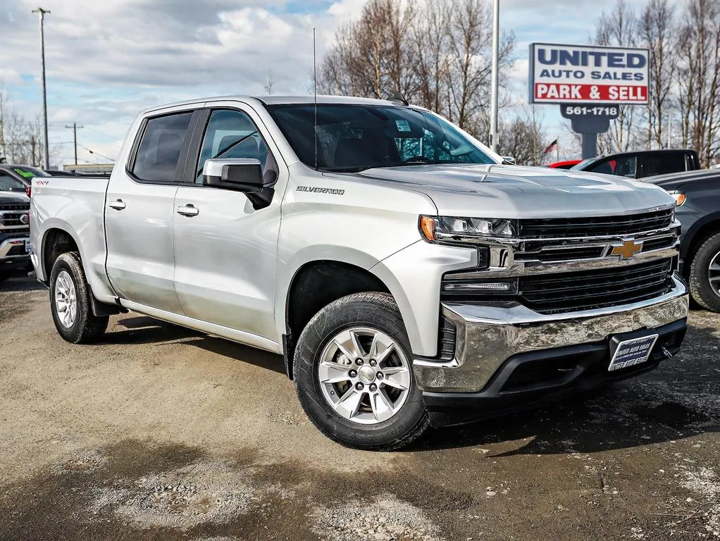 1500 Crew Cab Chevy Silverado 2019 4x4 Pre-Owned 2019 Chevrolet