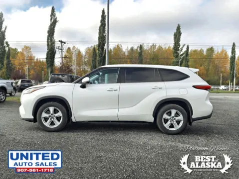 More photos of 2020 Toyota Highlander LE Sport Utility 4D at United Auto Sales, AK