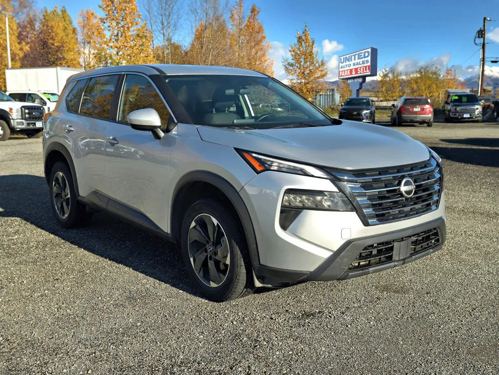 2024 Nissan Rogue SV Sport Utility 4D