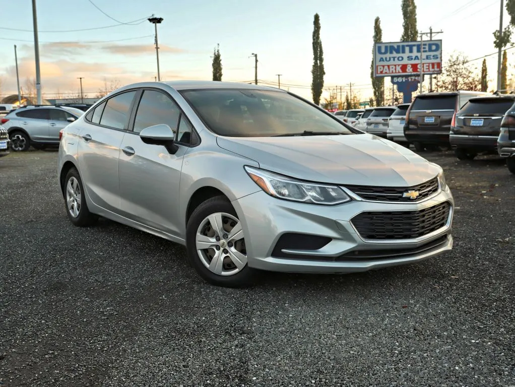 2016 Chevrolet Cruze LS Sedan 4D