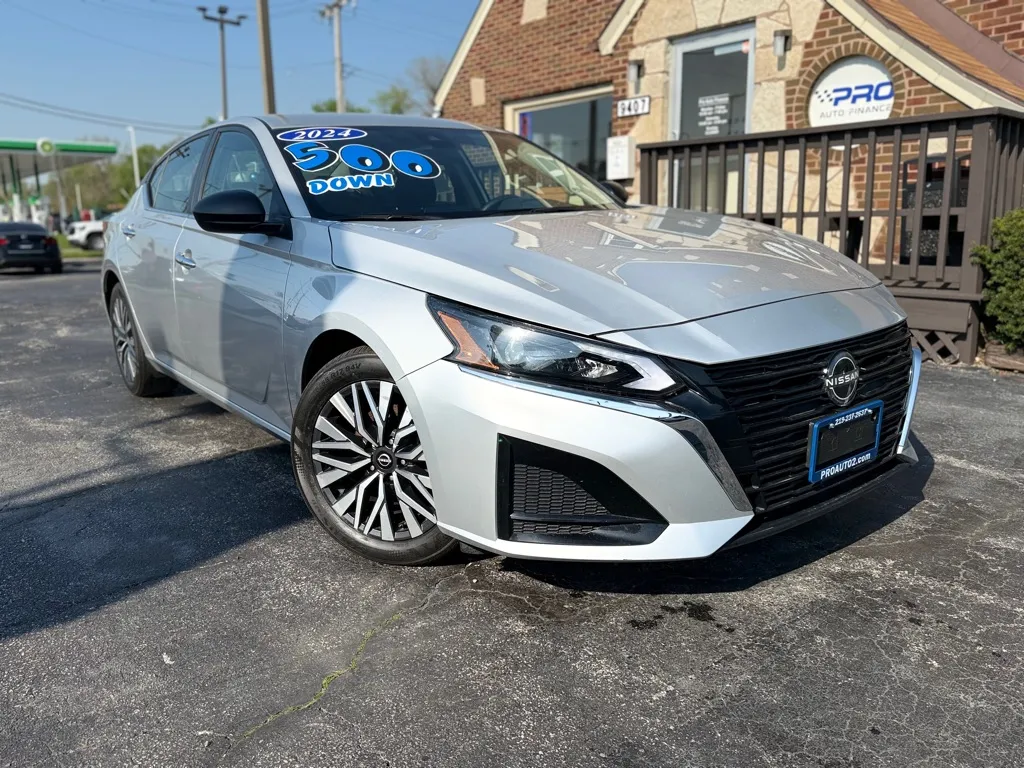 Silver 2024 NISSAN ALTIMA 2.5 SV for sale in Highland, IN