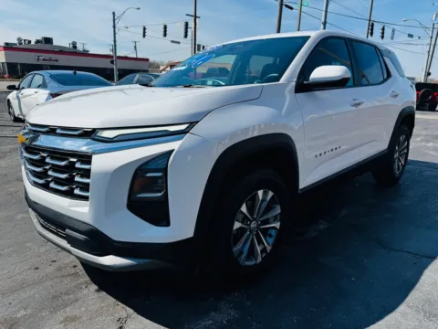 More photos of 2025 CHEVROLET EQUINOX LT at Pro Auto Finance Highland, IN